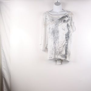 Women unbalance sleeve top